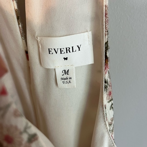 Francesca’s Floral Sundress - Picture 3 of 4